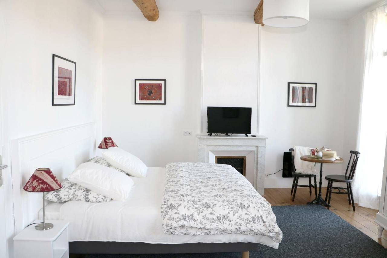 Aumes Sweet Home Chambre D'Hotes 외부 사진